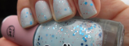 Два маникюра недели-нежность и яркость(Dance Legend fruity milk 647 и Faberlic Nail Polish 7708)