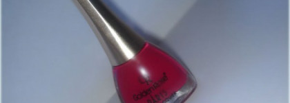 Яркая малинка на ногтях с лаком Golden Rose #124