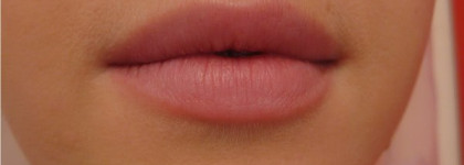 Помада Rimmel Colour Show off #110 Pink Gossip