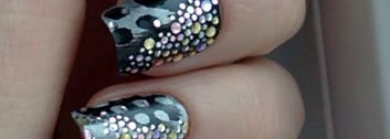 Готовый маникюр от El Corazon.Bling nail Skin Kbns 17