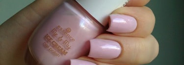 Essence — Ben & Cherries "Me & My Ice Cream Collection"