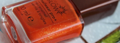 Avon Glow nailwear pro+ — Flaming Orange