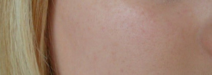 Мои недавние приобретения: Estee Lauder DayWear BB и Clinique long last glosswear SPF 15
