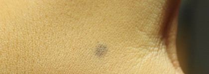 Chanel Vitalumiere Aqua тон 20 Beige