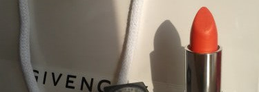 Перелив искр в помаде Givenchy Rouge Interdit Shine 11