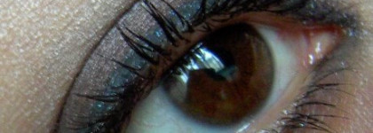 Карандаш для глаз Smokey Diamond " Дымчатый бриллиант" от Avon,  дешево и совсем не сердито