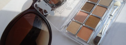 Обзор весенних покупок. Часть третья. Тени для век Sun Club glamour to go eyeshadow (02 Long beach) от Essence