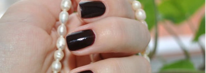 Ретро лак Essie  Wicked 49