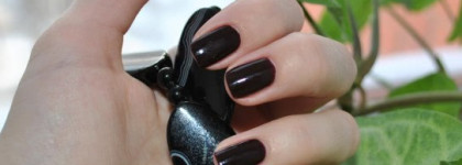 Ретро лак Essie  Wicked 49