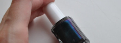 Один из "осенних" Эсси.Изумрудный. Essie Dive Bar 90