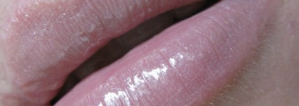 Нежный капризуля: блеск для губ Bourjois Effet 3D gloss #33 Brun poetic