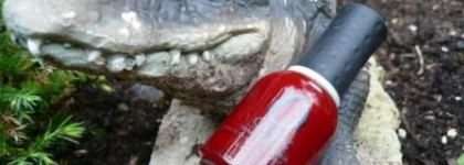 Мой любим: Orly Bus Stop Crimson