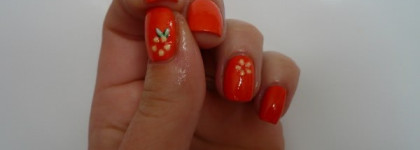 Солнечный поцелуй от Sally Hansen