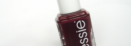 "Chocolate cakes" от Essie