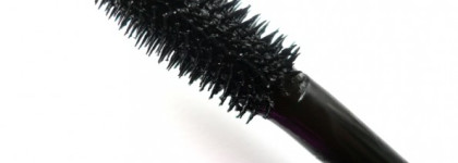 Max Factor False Lash Effect Bold Volume For Up To 24 hours Mascara. Black. Тушь с эффектом накладных ресниц