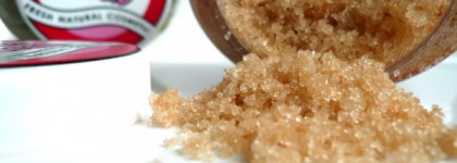 Meela Meelo Расслабляющий сахарный скраб "Ванильные сны" & Mella Mello Тонизирующий соляной пилинг с ментолом "Мятная свежесть"