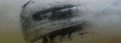 Объемная тушь для ресниц Oriflame Liselotte Watkins Volume Mascara black