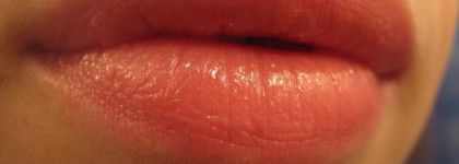 Chanel весна 2012! помада Rouge Coco Shine 69 Flirt