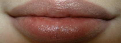 Chanel Aqualumiere Gloss №707 Colibri и Карандаш для губ Sephora Native nude 05 - моя сладкая парочка