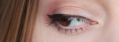 Shiseido. Luminizing Satin Eye Color Trio. RD299 Beach Grass