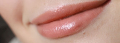 Помада Chanel Rouge Coco Ultra Hydrating Lip Colour #402 Adrienne
