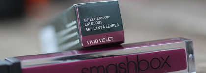 Блеск для губ Be Legendary от Smashbox в оттенке #Vivid Violet