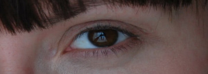 приятно удивил консилер oriflame studio artist concealer light