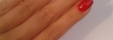 Алые паруса от Essie