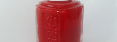 Алые паруса от Essie