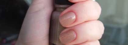 Нежность от China Glaze