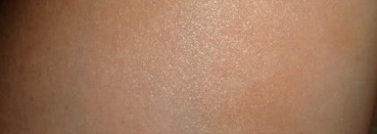 Крем с тональным оттенком DayWear Plus Sheer Tint от Estee Lauder