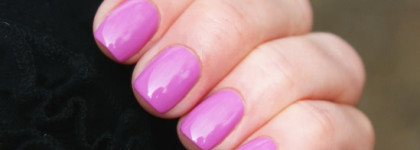 Avon nailwear Pro+ Orchid Splash