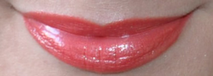 Радующий душу комплект. Помада и зубы