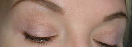 Любимые  Clinique Lid Pop #08 Petal Pop