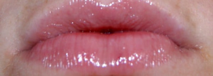 Исключительно приятная штучка  Dior Addict Lip Maximizer