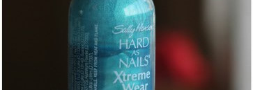 Волшебный бутылек с лазурью: Sally Hansen Hard As Nails Xtreme Wear "Marine Scene" (#23)