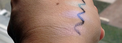 Новый оттенок знаменитых теней Shiseido Luminizing Satin Eye Color Trio: BL215 Static