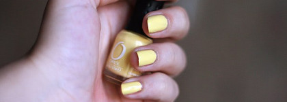 Лето с Orly Lemonade & Green with envy