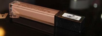 Нюдовый блеск BeYu оттенок 36 с ароматом кондитерских сластей