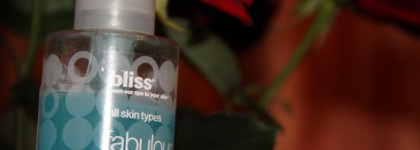 Райское наслаждение в вашей ванне Bliss fabulous foaming face wash
