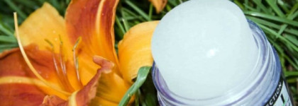 Crystal Body Deodorant Stick и Crystal Foot Deodorant Spray