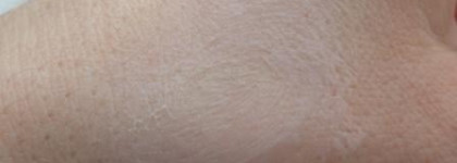 Положительный отзыв о базе под макияж Clarins Lisse Minute Base Comblante Instant Smooth Perfecting Touch