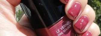 Вспомним весну с Chanel Le vernis # 533  April и Chanel Le vernis # 535  May