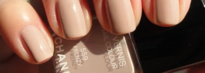 Осенний безумец Chanel Le Vernis 559 Frenzy
