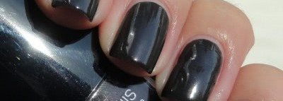 "Темная лошадка" Chanel Le Vernis 563 Vertigo