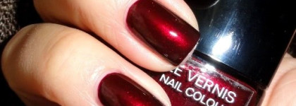 Chanel Le Vernis Nail Colour 637 Malice