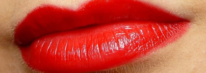 Красная помада Artdeco High Performance Lips №428