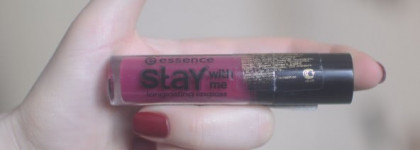 Essence Stay With Me longlasting lipgloss #06 berry me