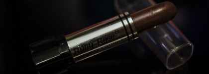 Супер бюджетная экспериментальная помада от Ruby Rose