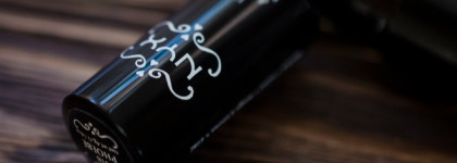 NYX Lip Smacking Fun Colors в оттенке 18 Phoebe